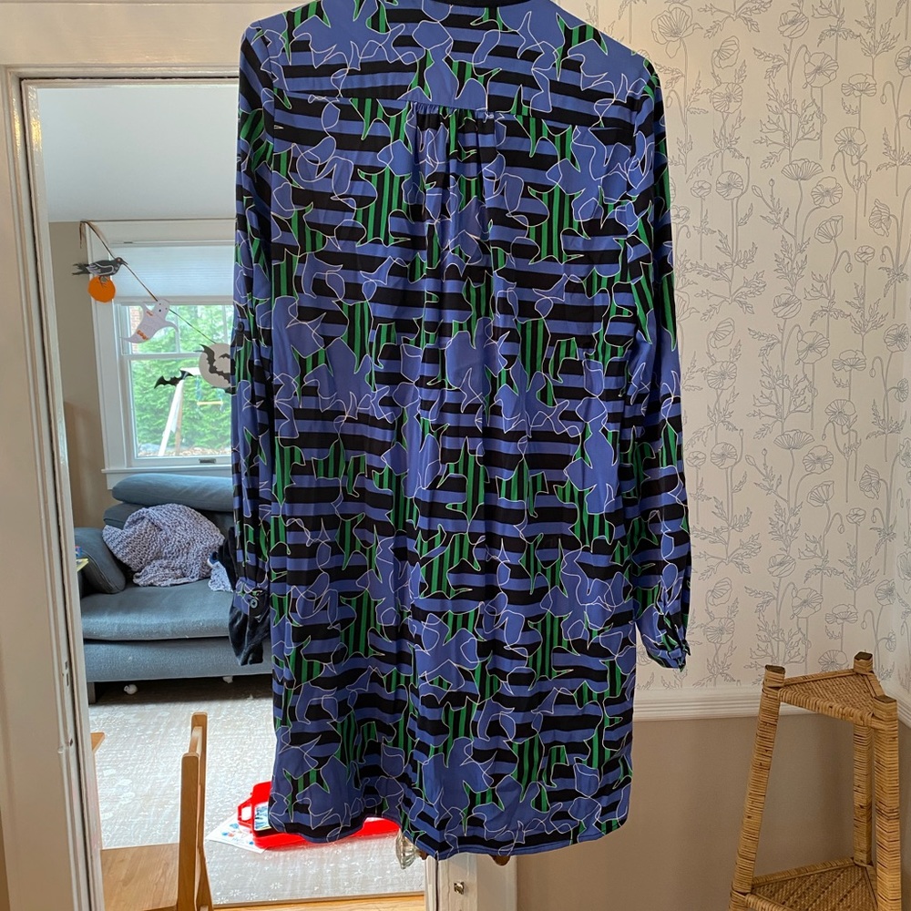 Perfect Condition, Gorgeous Comfortable Diane Von… - image 4